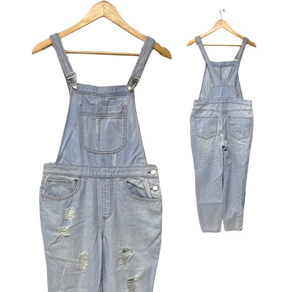 Forever 21 Junior Girl's Light Wash Ripped Leg Overalls Size 27 - Picture 3 of 12